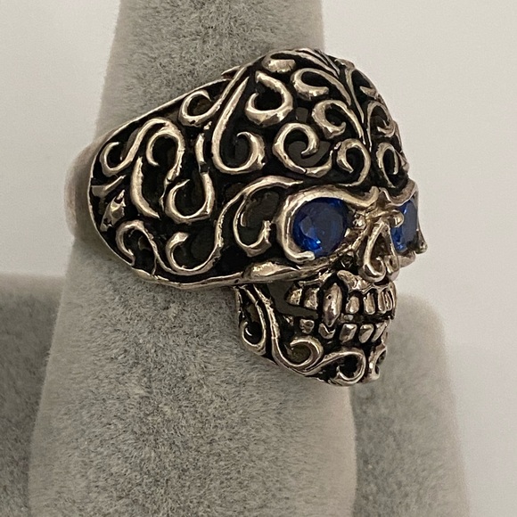 925 sterling silver skull biker ring blue cz stone - Picture 4 of 5